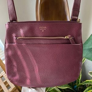 burgundy/maroon crossbody style, perfect condition